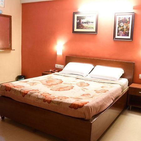 Hotel Ganesh Palace Mysore Exterior foto